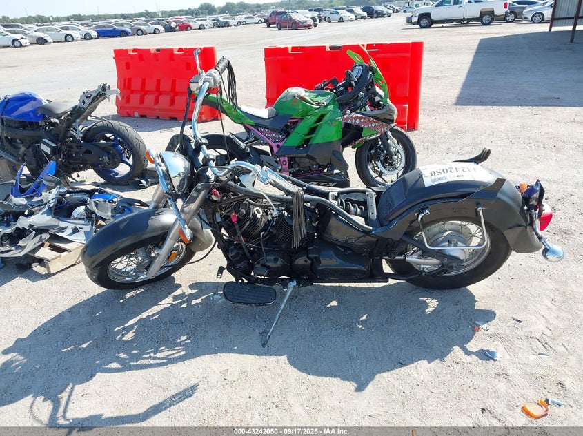 2001 Yamaha Xvs65 A VIN: JYAVM01E31A028130 Lot: 43242050