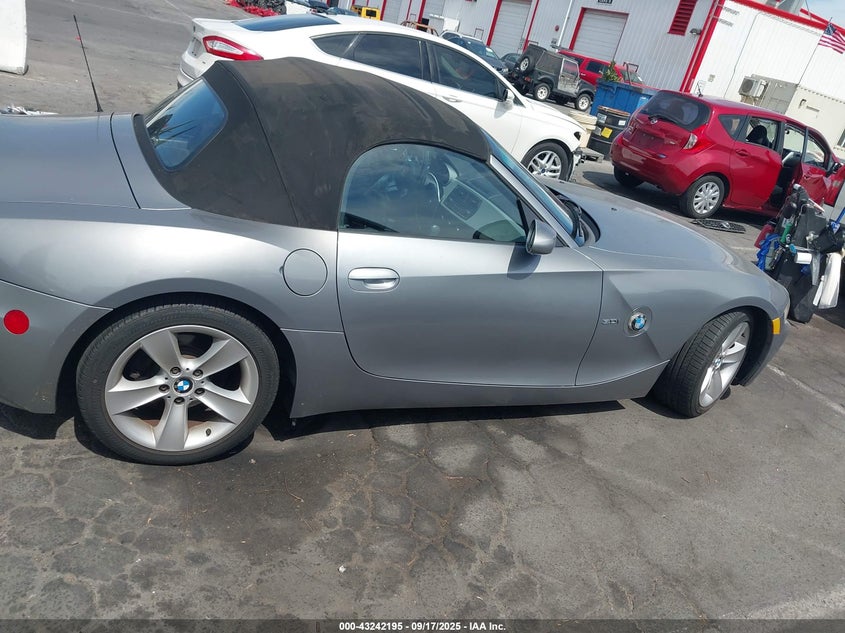 2006 BMW Z4 3.0I VIN: 4USBU33516LW66842 Lot: 43242195