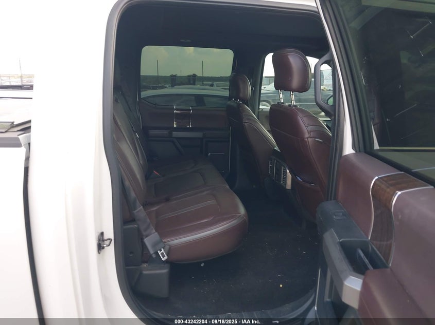 2016 Ford F-150 Platinum VIN: 1FTEW1EG7GFA30054 Lot: 43242204