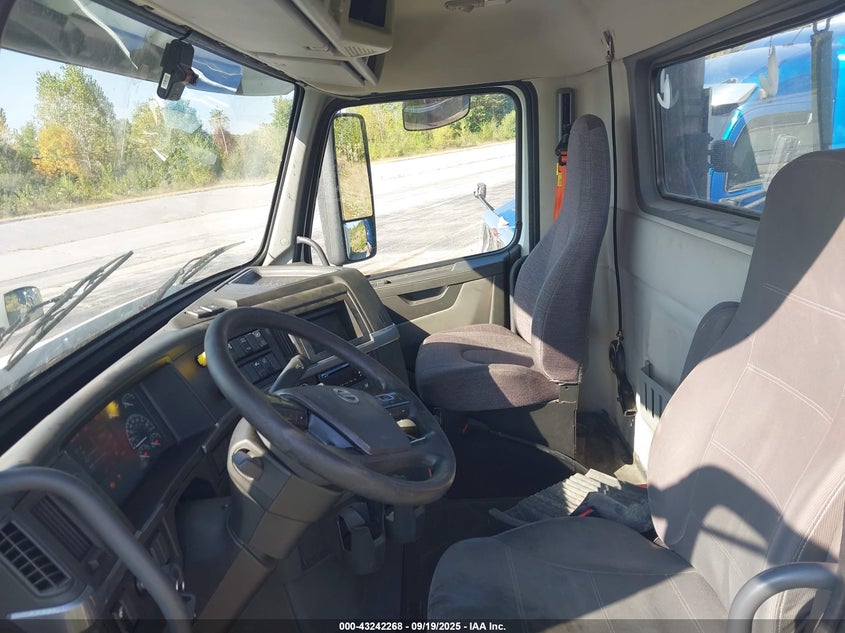 2019 Volvo Vnr VIN: 4V4WC9DH0KN213000 Lot: 43242268