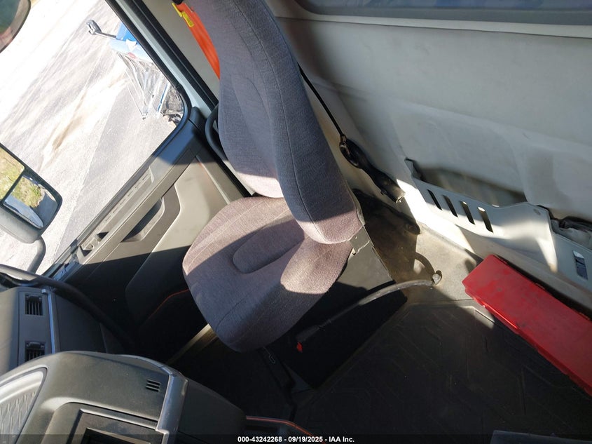 2019 Volvo Vnr VIN: 4V4WC9DH0KN213000 Lot: 43242268