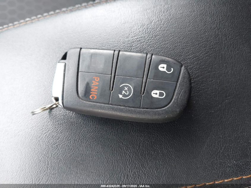 2018 Jeep Compass Latitude Fwd VIN: 3C4NJCBB6JT194296 Lot: 43242329