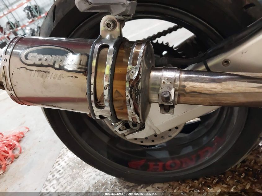 2005 Honda Cbr600 F4 VIN: JH2PC35035M600986 Lot: 43242437