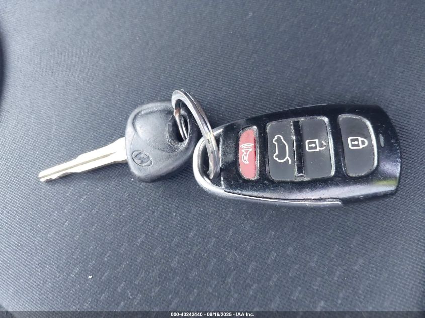 2008 Hyundai Veracruz Gls/Limited/Se VIN: KM8NU13CX8U038762 Lot: 43242440