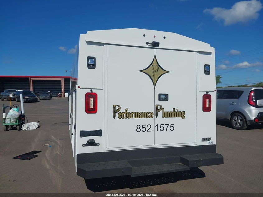 2023 Ford Transit-350 Cutaway VIN: 1FDBW5PG6PKB02386 Lot: 43242527