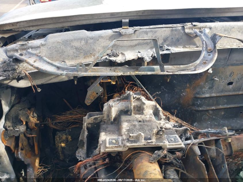 2004 Chevrolet Tahoe Ls VIN: 1GNEC13V24J291246 Lot: 43242536