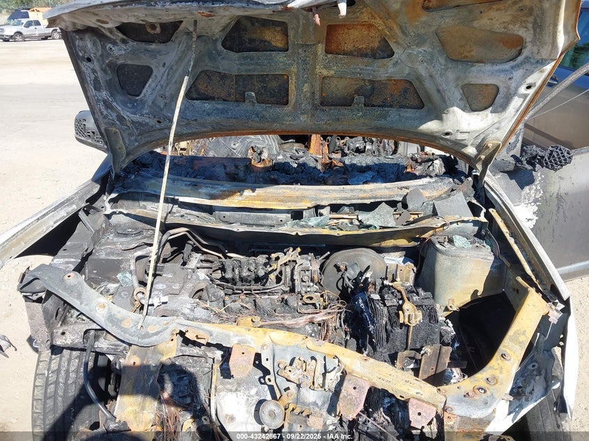 2013 NISSAN ROGUE S - JN8AS5MV5DW638057