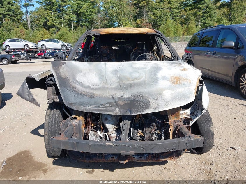 2013 NISSAN ROGUE S - JN8AS5MV5DW638057