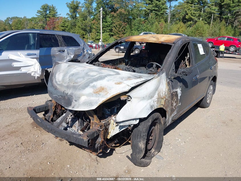 2013 NISSAN ROGUE S - JN8AS5MV5DW638057