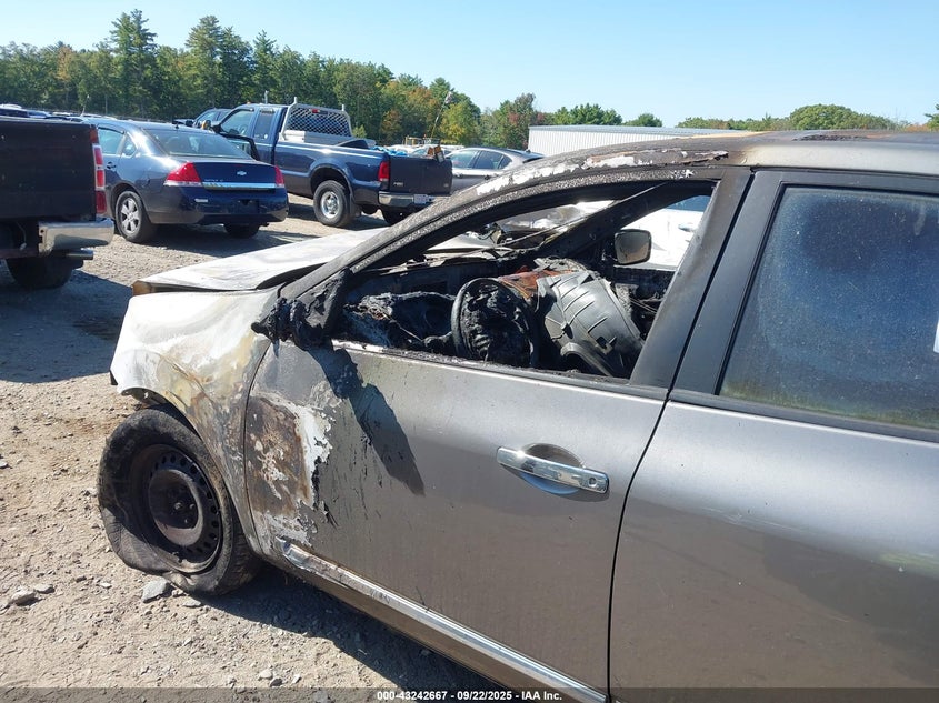 2013 NISSAN ROGUE S - JN8AS5MV5DW638057