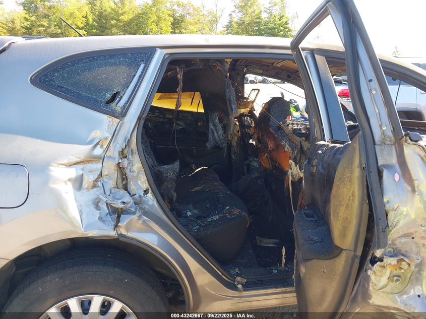 2013 NISSAN ROGUE S - JN8AS5MV5DW638057