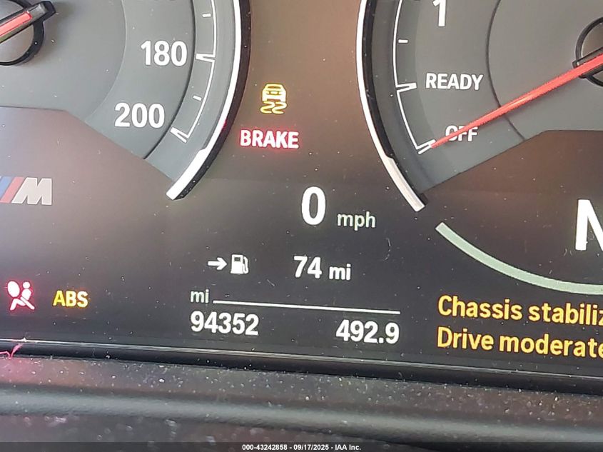 2015 BMW M4 VIN: WBS3R9C50FK334405 Lot: 43242858