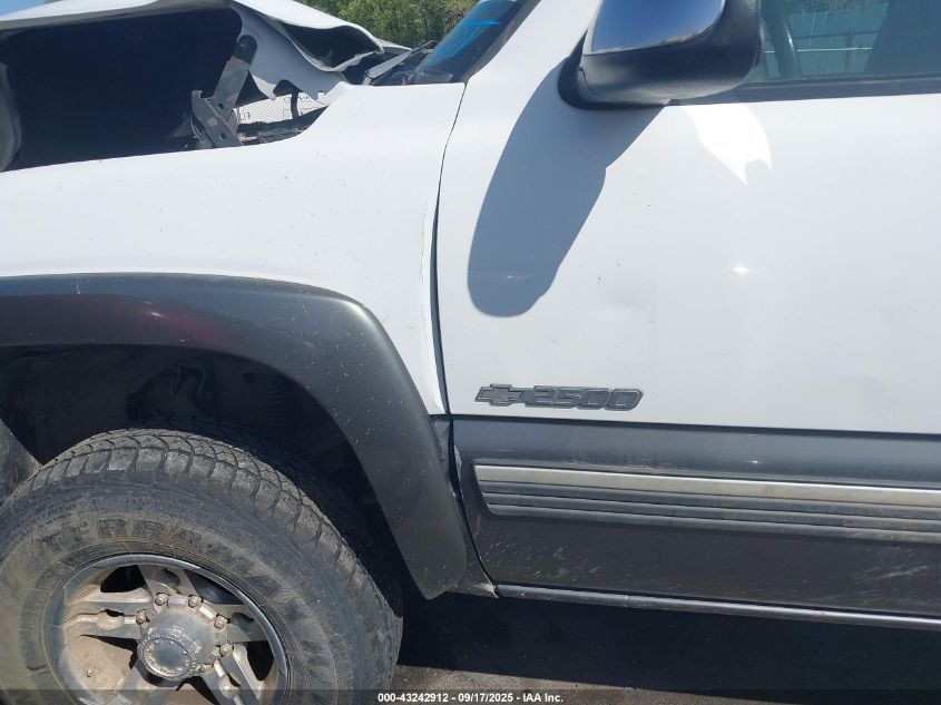 2000 Chevrolet Silverado 2500 Ls VIN: 1GCGK29U5YE270530 Lot: 43242912