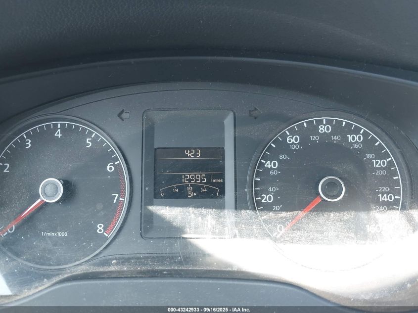 2011 Volkswagen Jetta 2.0L S VIN: 3VW2K7AJ4BM395624 Lot: 43242933