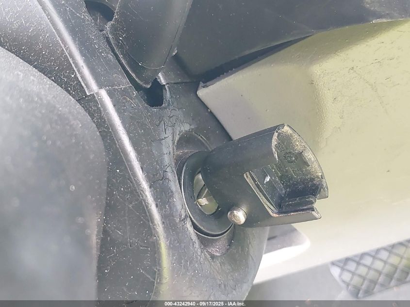 2003 Volkswagen New Beetle Gls VIN: 3VWCK21Y33M305367 Lot: 43242940