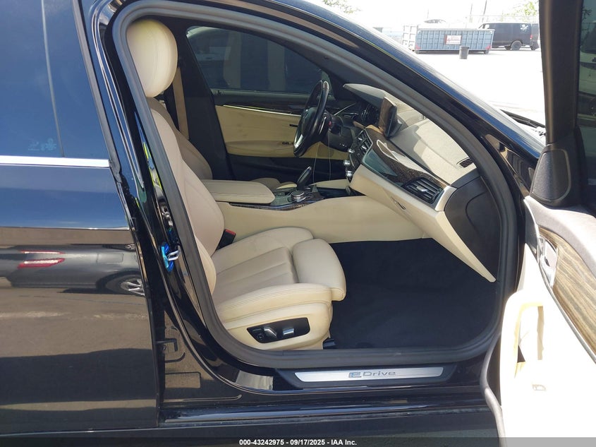 2019 BMW 530E IPERFORMANCE - WBAJA9C55KB253638