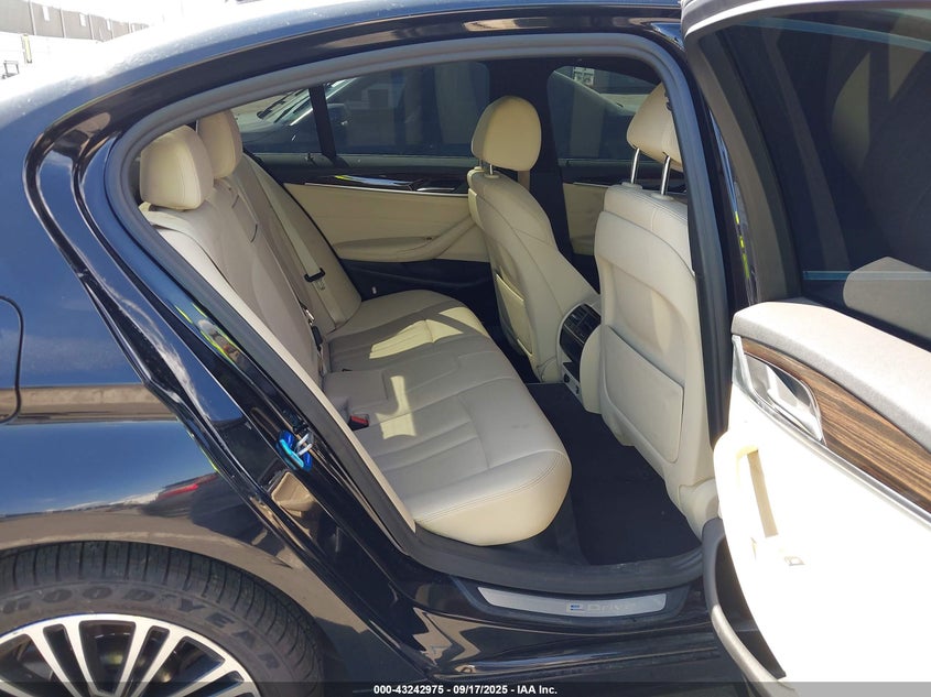 2019 BMW 530E IPERFORMANCE - WBAJA9C55KB253638