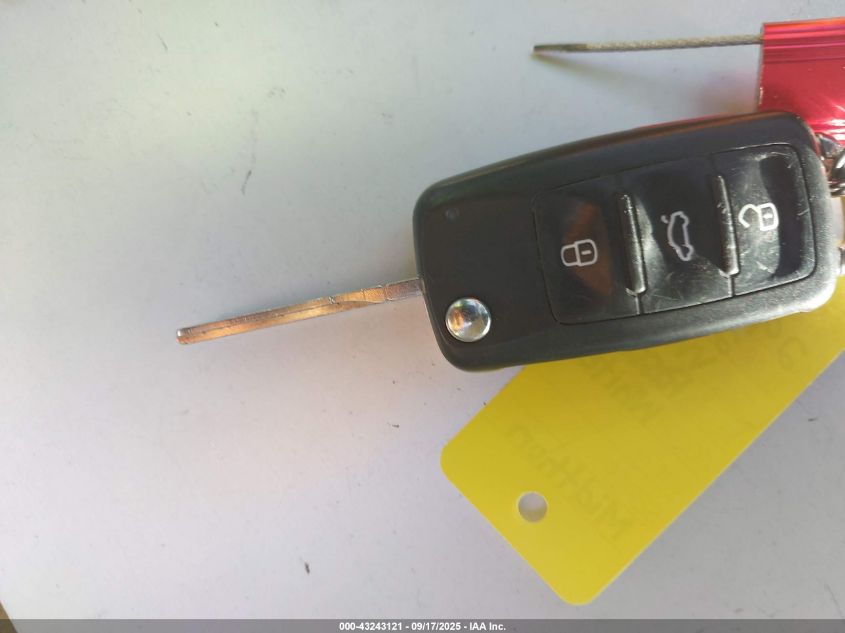 2013 Volkswagen Passat 2.5L Wolfsburg Edition VIN: 1VWAP7A39DC143080 Lot: 43243121