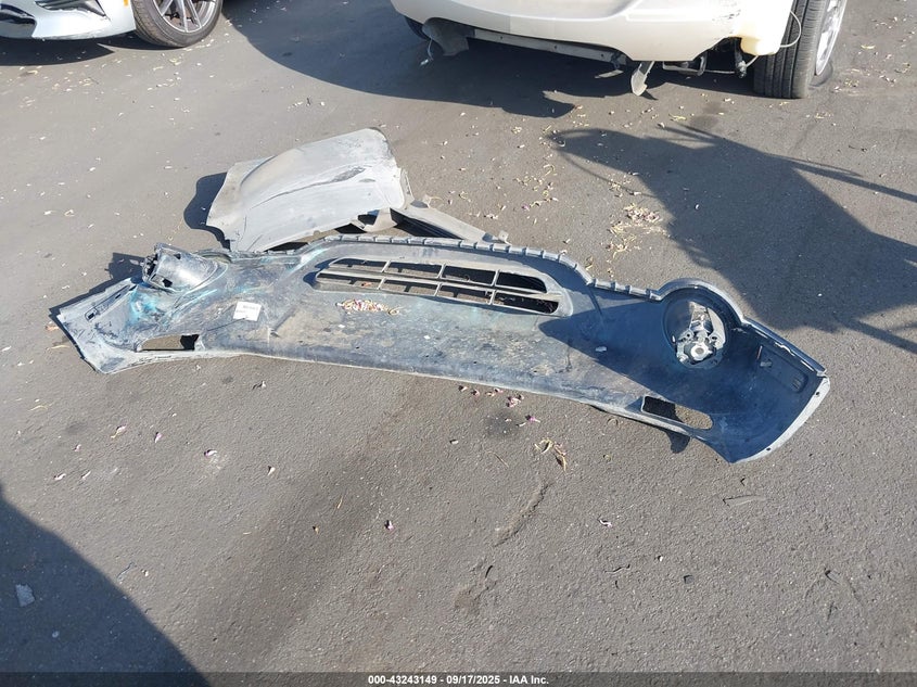 2005 Chrysler Pacifica Touring VIN: 2C4GM68435R651066 Lot: 43243149