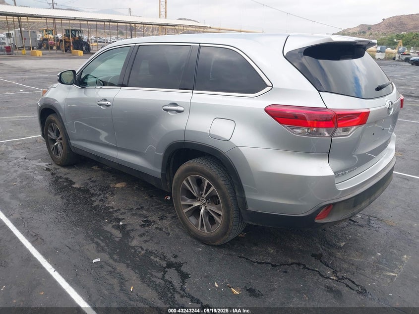 2019 TOYOTA HIGHLANDER LE - 5TDZZRFH0KS290707