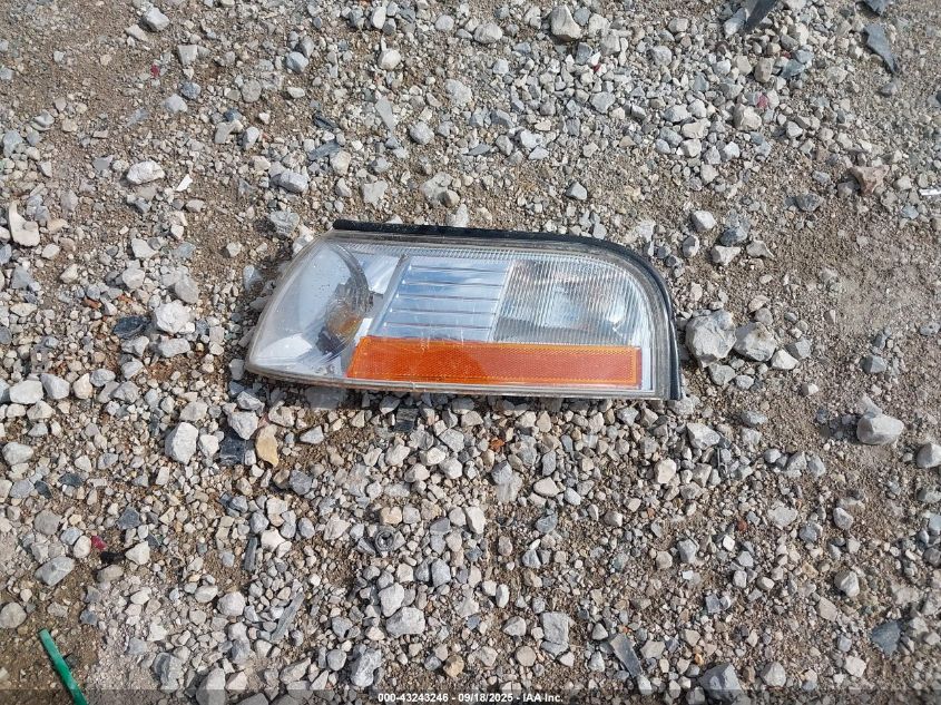 2005 Mercury Grand Marquis Ls/Lse VIN: 2MEFM75W25X661945 Lot: 43243246