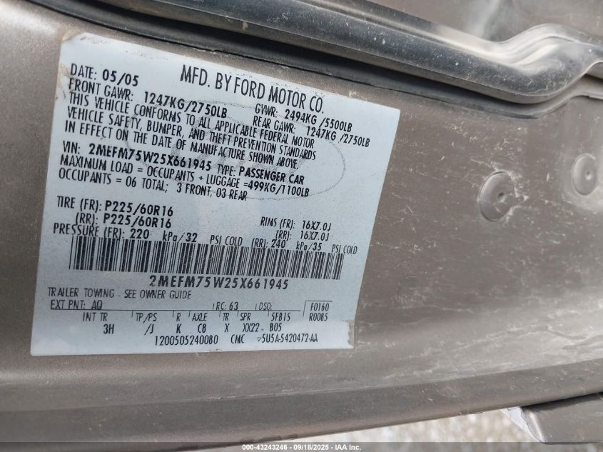 2005 Mercury Grand Marquis Ls/Lse VIN: 2MEFM75W25X661945 Lot: 43243246
