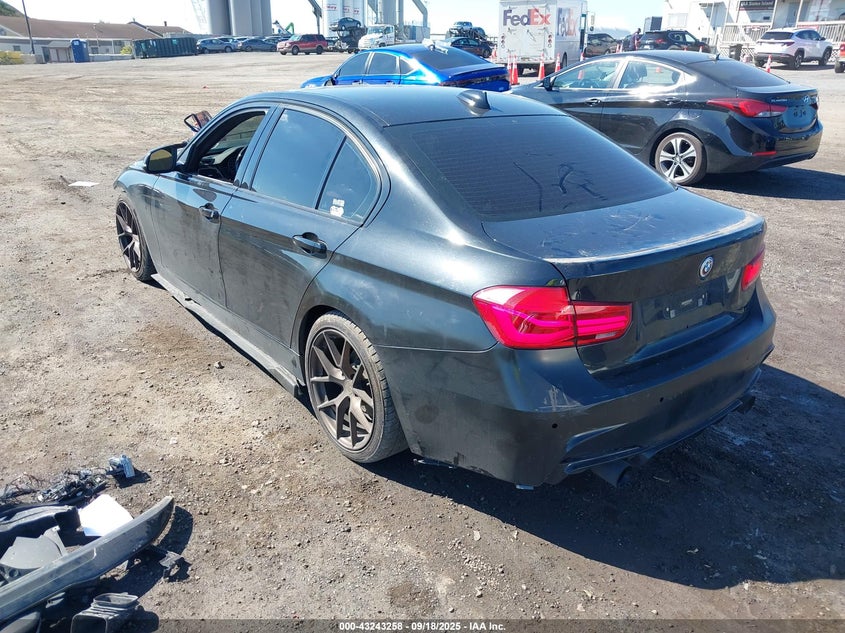 2017 BMW 3 series 2.0 330i Xdrive Black Lot 111043243258 Vin WBA8D9C50HK677808