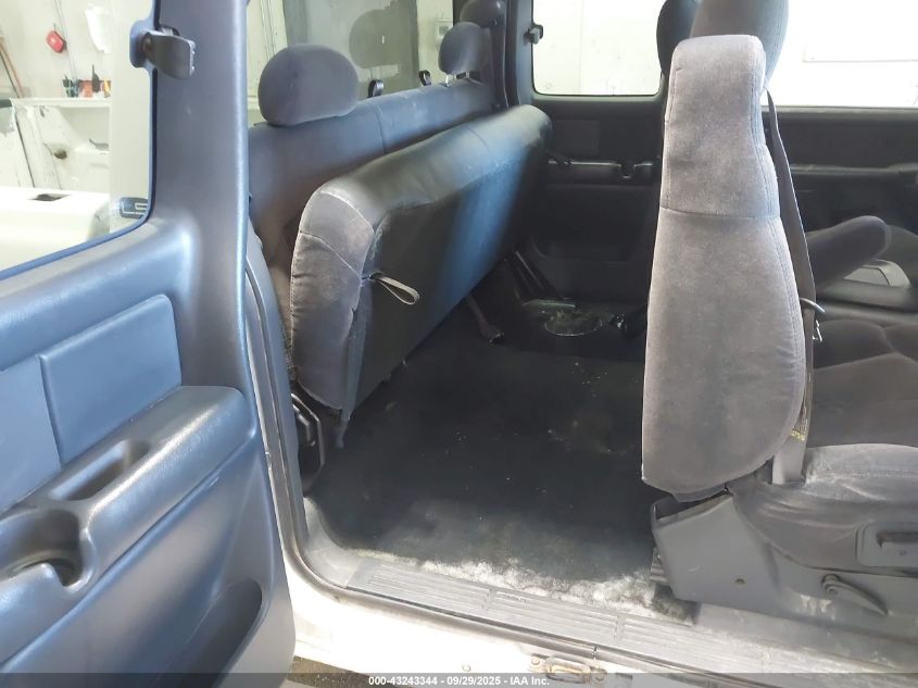 2001 Chevrolet Silverado 1500 Ls VIN: 2GCEK19T011151171 Lot: 43243344