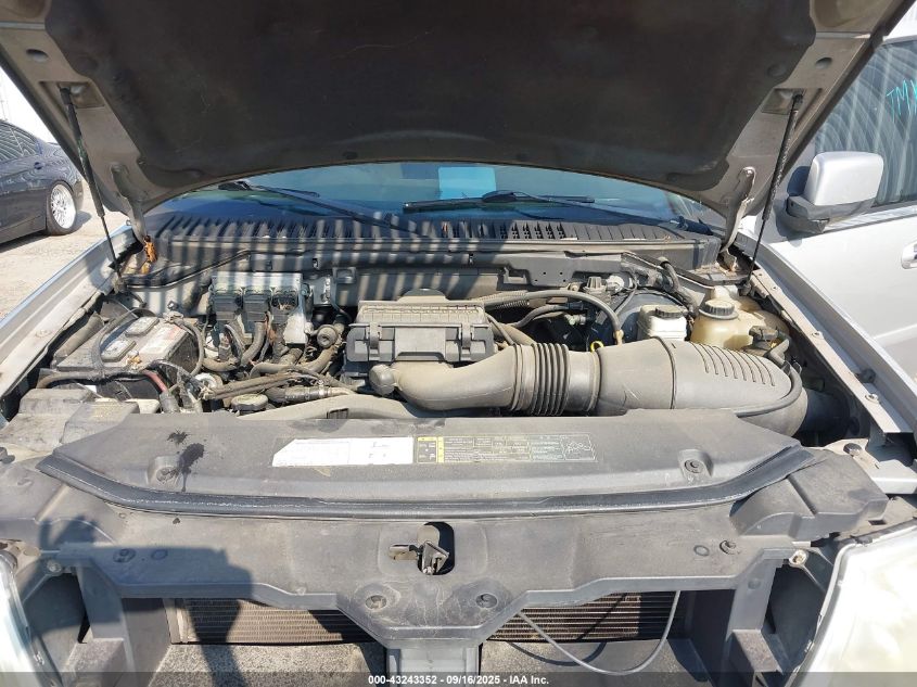 2006 Lincoln Navigator Luxury/Ultimate VIN: 5LMFU27526LJ00838 Lot: 43243352