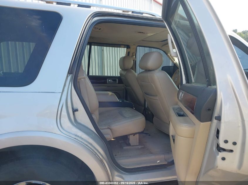 2006 Lincoln Navigator Luxury/Ultimate VIN: 5LMFU27526LJ00838 Lot: 43243352