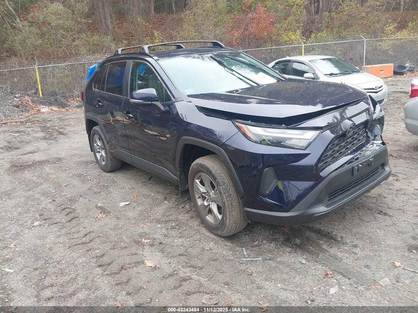TOYOTA RAV4 XLE