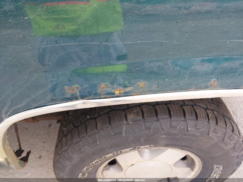 1998 GMC Sierra 1500 Sl Wideside VIN: 2GTEK19R6W1511460 Lot: 43243504