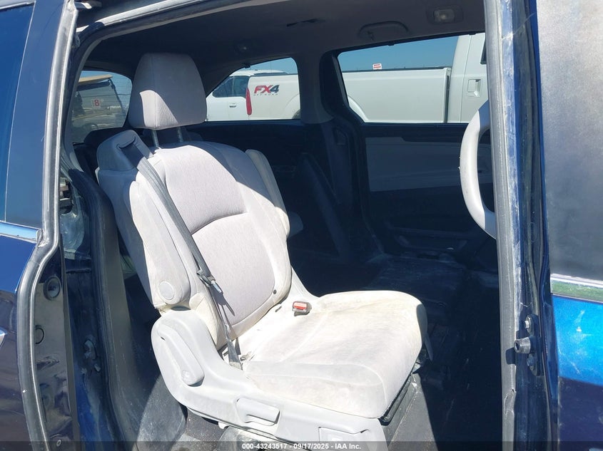 2018 HONDA ODYSSEY EX 5FNRL6H57JB015583