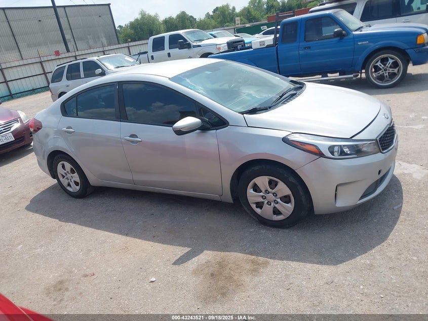 2018 KIA FORTE LX - 3KPFK4A73JE203352