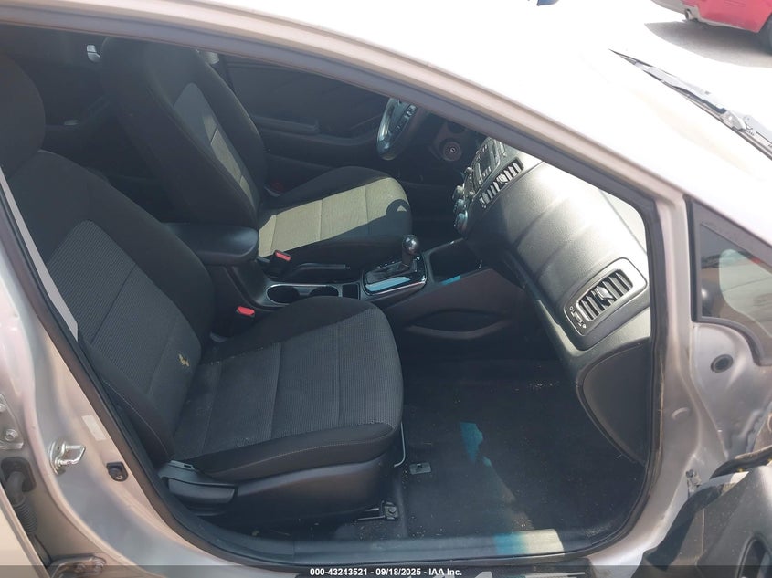 2018 KIA FORTE LX - 3KPFK4A73JE203352