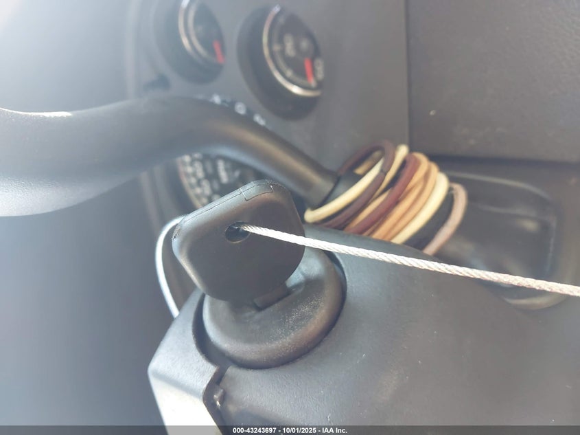 2007 Chevrolet Tahoe Ltz VIN: 1GNFK13087R177690 Lot: 43243697