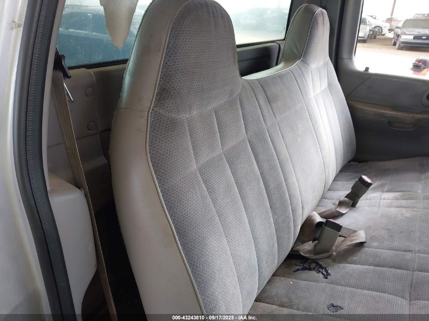 1999 Ford F-150 Lariat/Work Series/Xl/Xlt VIN: 1FTRF17Z8XKC02695 Lot: 43243810