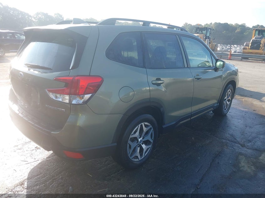 2020 SUBARU FORESTER PREMIUM - JF2SKAJC2LH562393