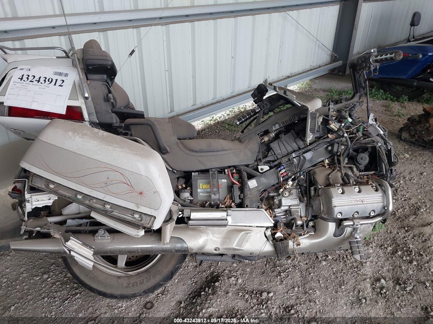 1998 Honda Gl1500 Se VIN: 1HFSC223XWA002897 Lot: 43243912