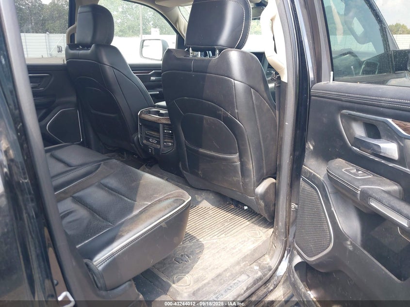 1C6SRFJT5LN297520 2020 Ram 1500 5.7 Laramie 4x4 5'7 Box Black
