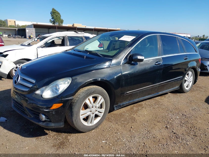 2008 Mercedes-Benz R 350 4Matic black suv gasoline 4JGCB65E58A082811 photo #3