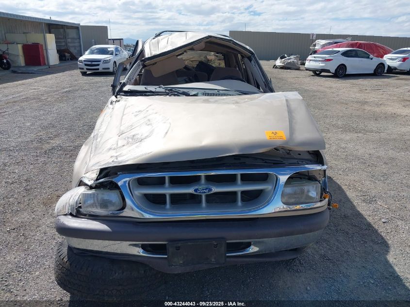 1997 Ford Explorer Eddie Bauer/Limited/Xlt VIN: 1FMDU35P4VUA07123 Lot: 43244043