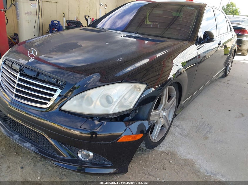 2007 Mercedes-Benz S 550 VIN: WDDNG71XX7A053532 Lot: 43244074