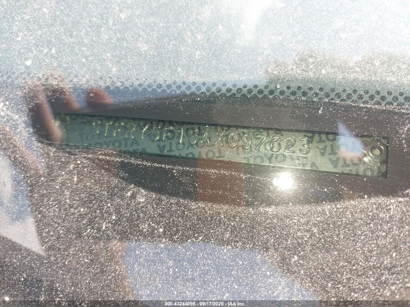 2010 Toyota Tundra Grade 5.7L V8 VIN: 5TFRY5F15AX097623 Lot: 43244095