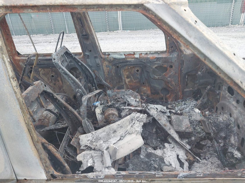 2016 LAND ROVER LR4 - SALAK2V65GA820028