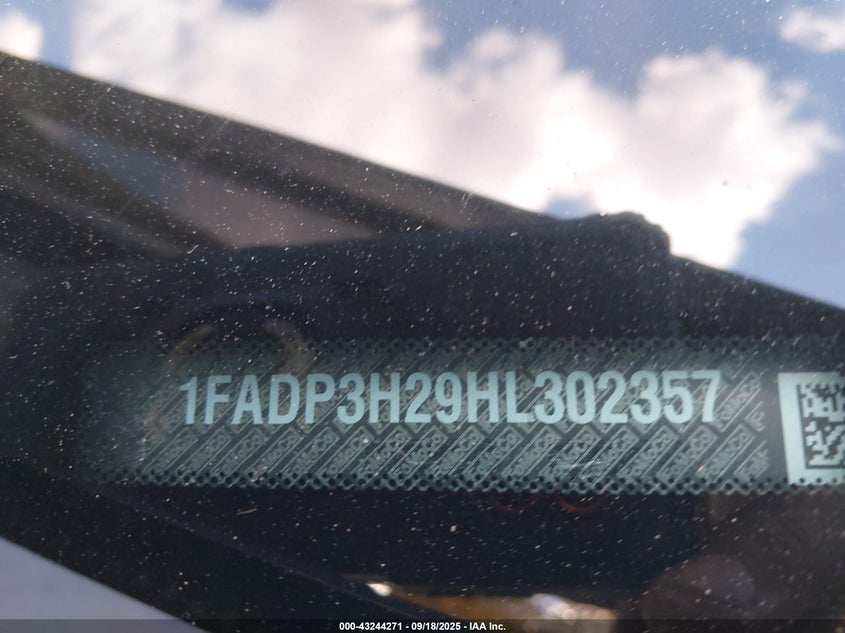 2017 FORD FOCUS SEL - 1FADP3H29HL302357