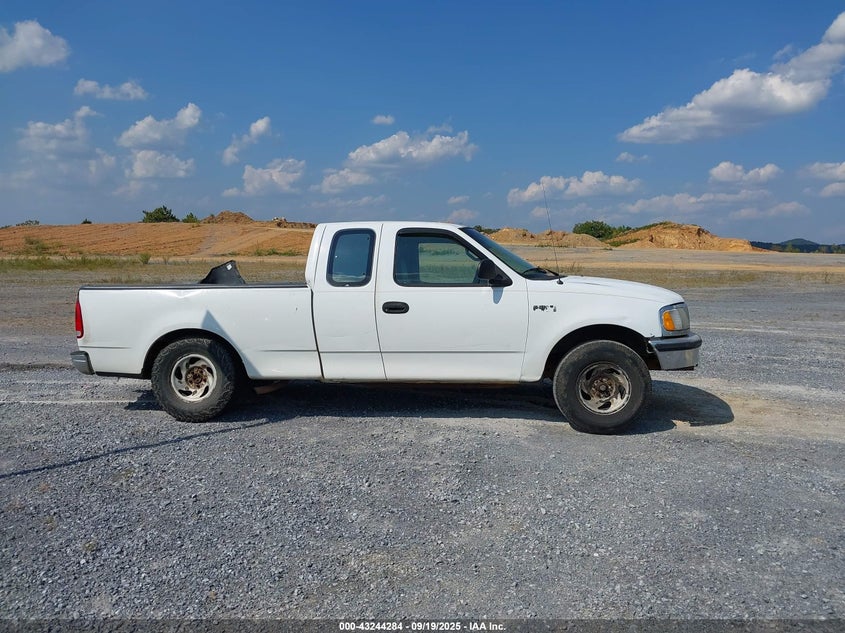 1997 Ford F-150 Standard/Xl/Xlt VIN: 1FTDX1724VNC04482 Lot: 43244284
