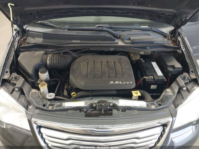 2011 Chrysler Town & Country Touring VIN: 2A4RR5DG8BR675762 Lot: 43244326