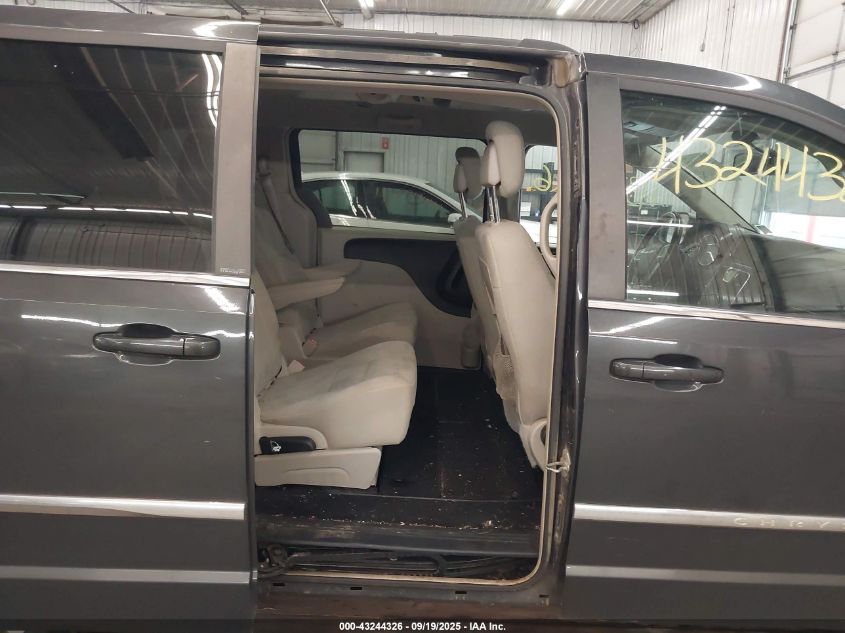 2011 Chrysler Town & Country Touring VIN: 2A4RR5DG8BR675762 Lot: 43244326