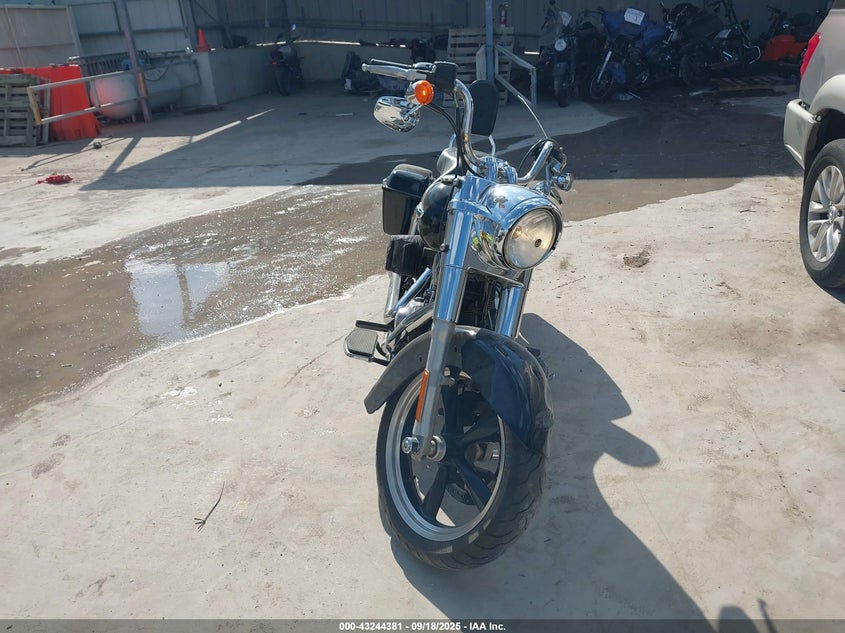 2012 HARLEY-DAVIDSON FLD SWITCHBACK - 1HD1GZM18CC324578